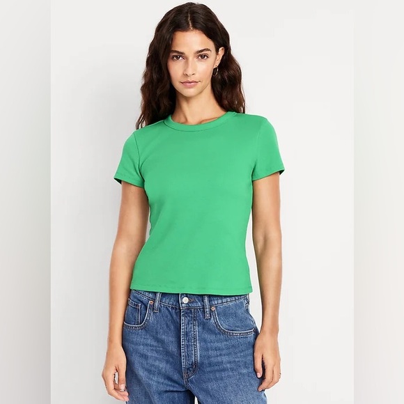 Old Navy Tops - Old Navy Bright Green Crewneck Short Sleeve Tee